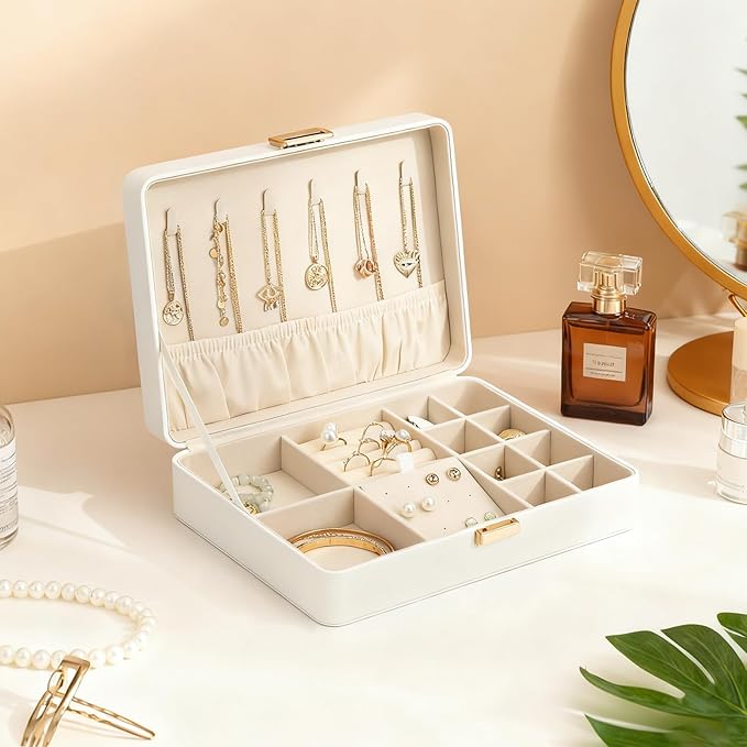 Jewelry Box Secure Travel Jewelry Case Anti-Tarnish Single Layer Organizer for Rings, Earrings, Pendants, Necklaces Compact for Home & Storage White