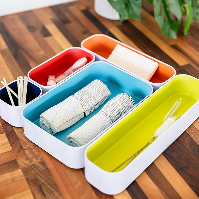 Three by Three Seattle 5 Piece Metal Organizer Tray Set for Storing Makeup, Stationery, Utensils, and More in Office Desk, Kitchen and Bathroom Drawers (2 Inch, Assorted Colors)