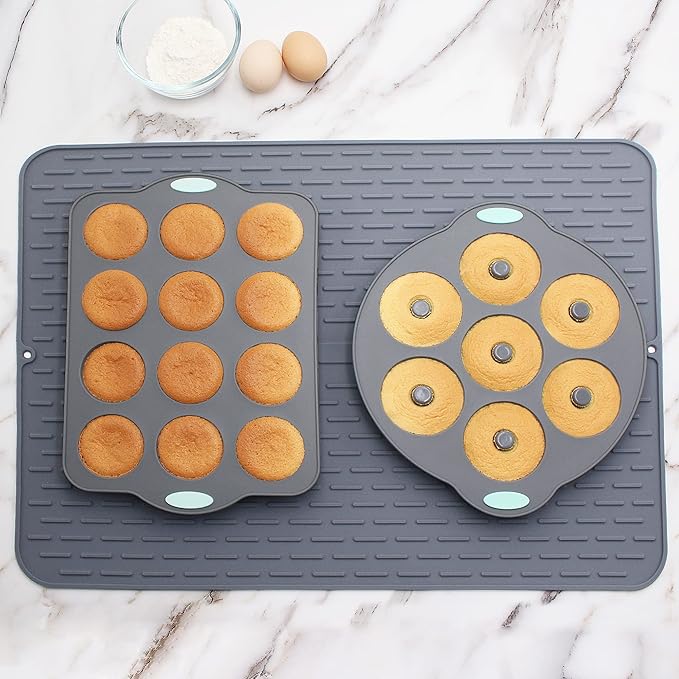 To encounter Silicone Dish Drying Mat - Extral Large 20" x 16" - Set of 2 Flexible Rubber Drying Mat, Heat Resistant Silicone Trivet, Countertop Mat, Dish Draining Mat, Sink Mat