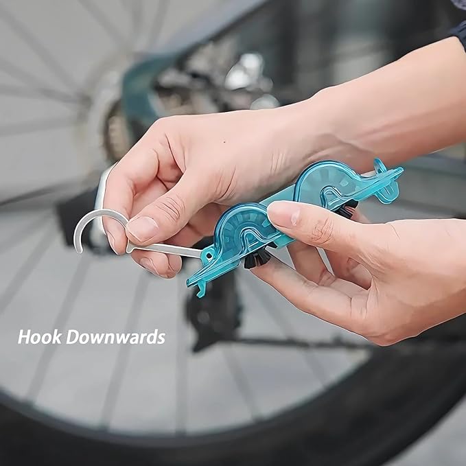 Bike Chain Cleaning Tool, Chain Scrubber with 360° Automatic Brushes, No Chain Removal Drivetrain Maintenance Kit for Mountain Bike,Road Bike,Ebike and Trail Bikes (green)