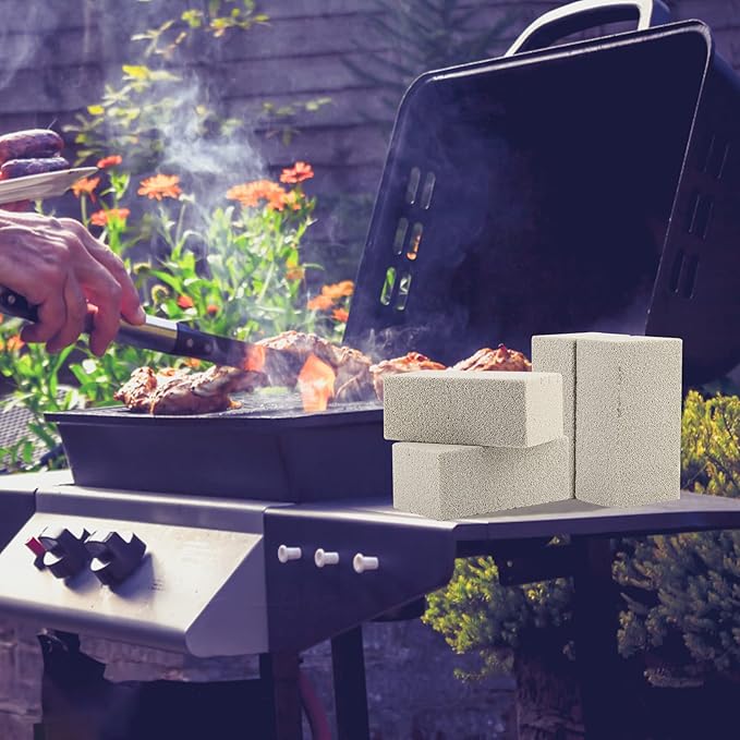 Blackstone Brick BBQ Cleaning Stone Block Heavy Duty Flat Top Grill Bricks Pumice Stone Griddle Cleaner Non-Scratch for Remove Greases Stains Residues - 4 Pack