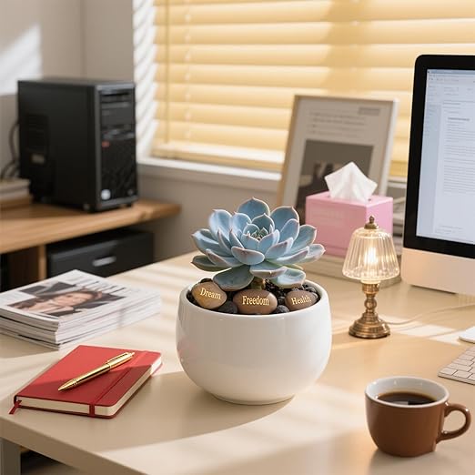 BigOtters Engraved Inspirational Stones, 10 Different Words Encouragement Amulets Gift Stones for Friends and Family as Meditation Decorations Birthday or Holiday Graduation Gift (Pack of 2)