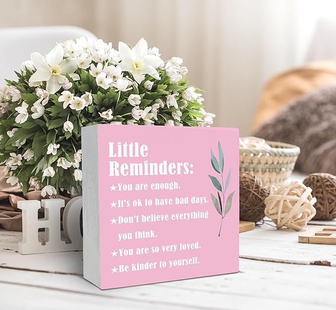SRADMO Inspirational Little Reminders Wood Box Sign Desk Decor, Inspirational Desk Decor, College Motivational Positive Affirmation Gifts Box Sign For Office Home Dorm Tabletop Decoration(Pink)