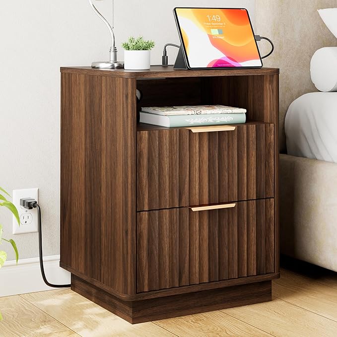 Fluted Nightstand with Charging Station, 18" Modern Farmhouse Night Stand, 2 Drawers End Table with Storage, Bedside Table for Bedroom Sofa Home Office, Curved Profile Design (Walnut)