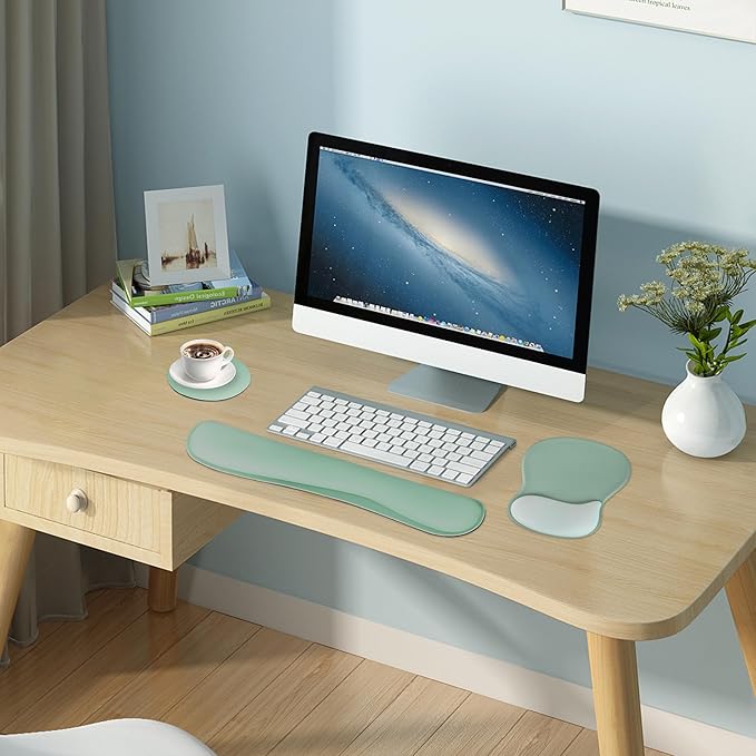 WINTOJO Wrist Rest Support for Mouse Pad Keyboard Set Circle Coaster Gaming Mouse Pad Ergonomic Gel Memory Foam Set for Computer, Laptop, Office, Pain Relief, Comfortably Typing Pure Green KM-34