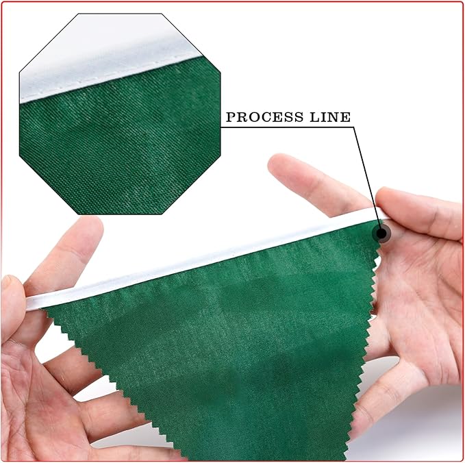 G2PLUS Christmas Triangle Bunting Banner, 39Ft Cotton Pennant Banner, Red and Green Fabric Flags for Holiday, Home and Party Hanging Decorations
