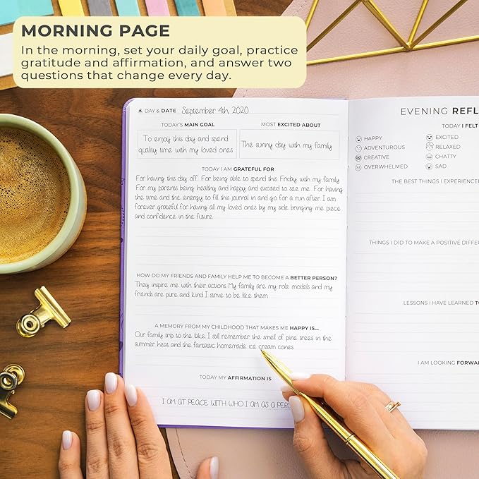 Clever Fox Gratitude Journal – Happiness, Positivity & Affirmation Daily Journal – Inspirational Daily Notebook – 3 Months, A5 (Lavender)