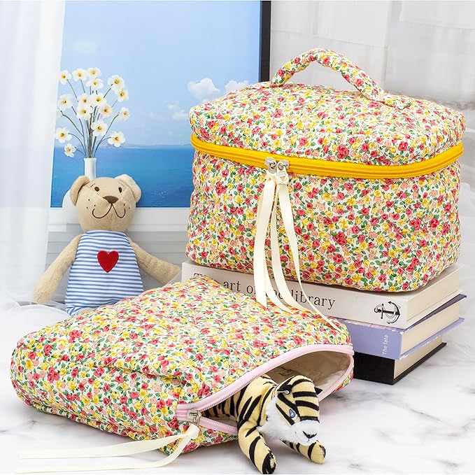 PAZIMIIK Quilted Makeup Bag Large Travel Zipper Soft Cosmetic Pouch for Women Girls Make Up, Little Flower